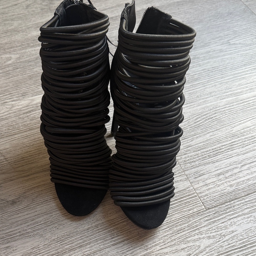 Jeffrey Campbell Black Strappy Women's Heels - Picture 5 of 7